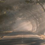 Peut-on conduire pendant une tempête en France ? Ce que dit la loi